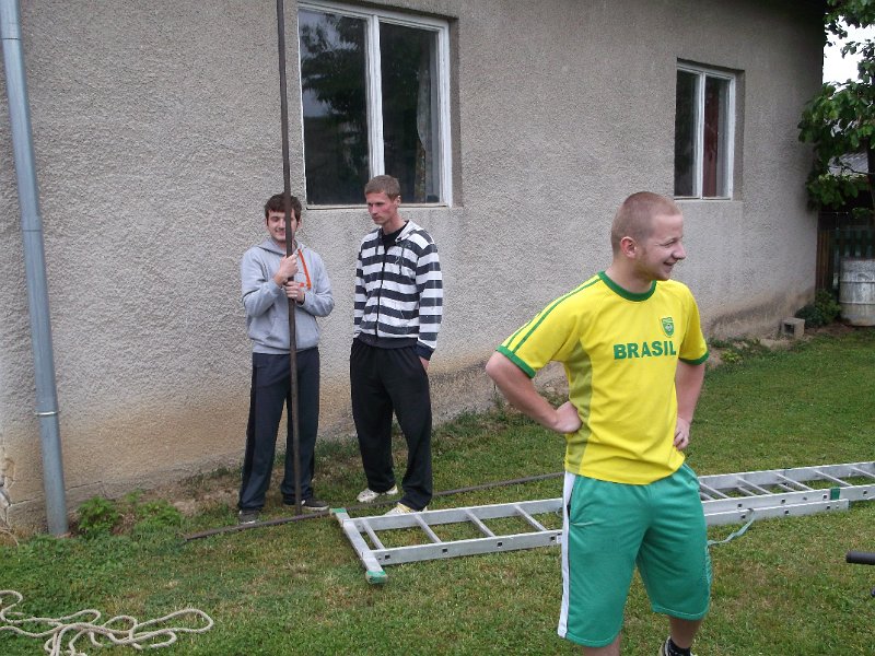 Stavanie maja 2015 (33).JPG