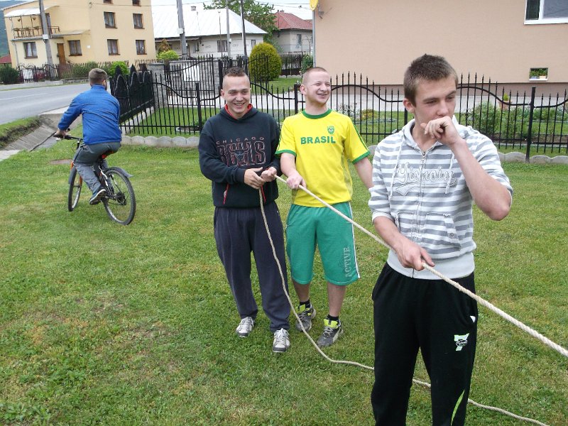 Stavanie maja 2015 (35).JPG