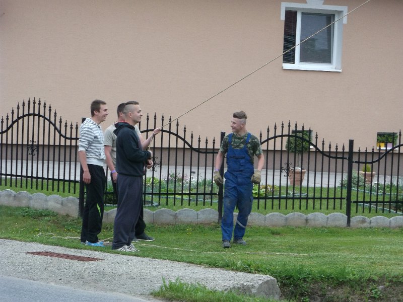 Stavanie maja 2015 (49).JPG