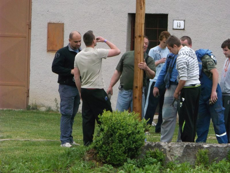 Stavanie maja 2015 (54).JPG