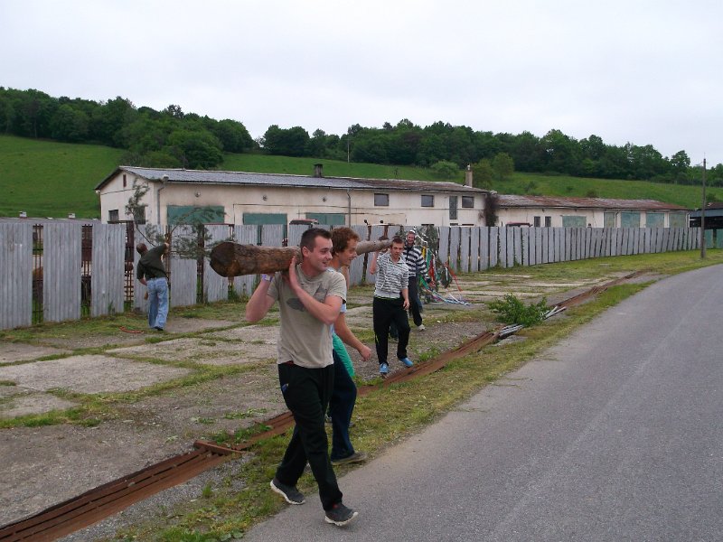 Stavanie maja 2015 (9).JPG