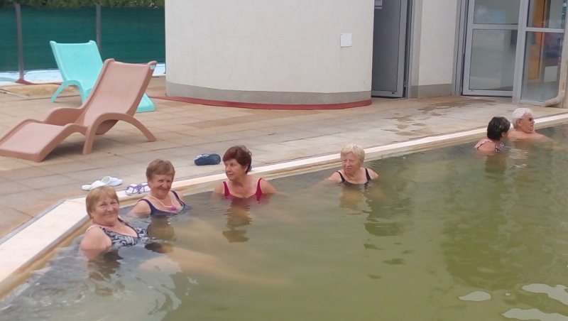 Seniori vo Vrbovom 1.jpg