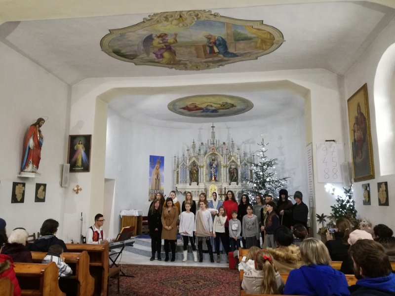 Vianocna_academia 18.jpg