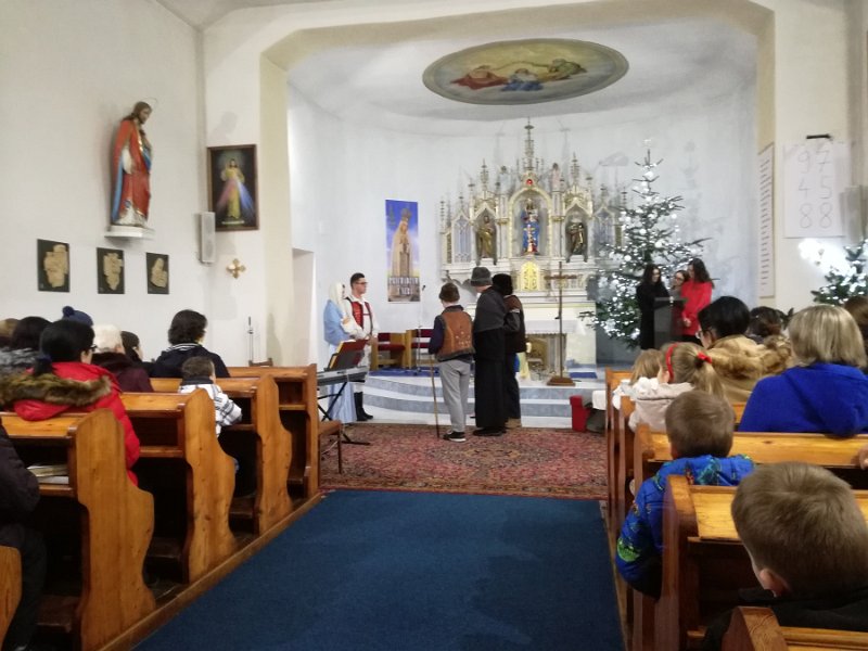 Vianocna_academia 20.jpg