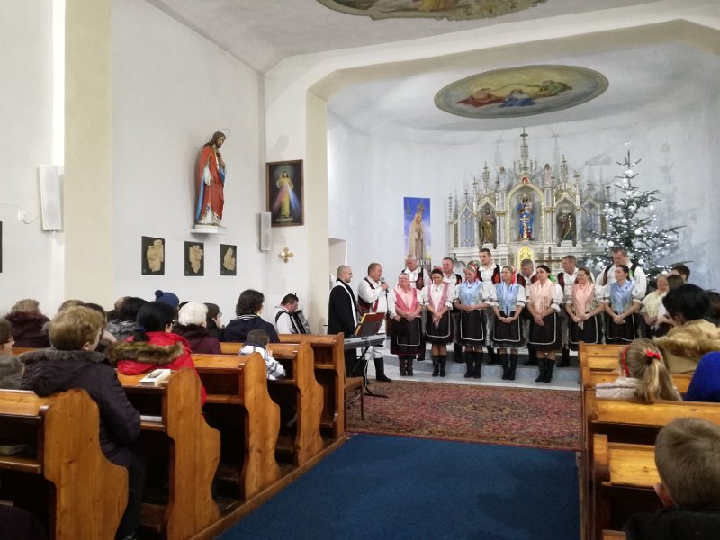 Vianocna_academia 3.jpg