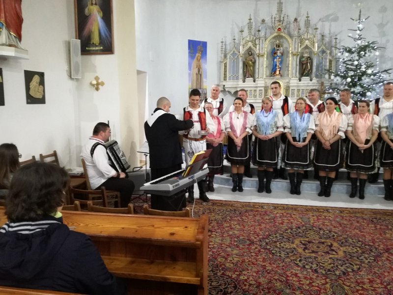 Vianocna_academia 8.jpg