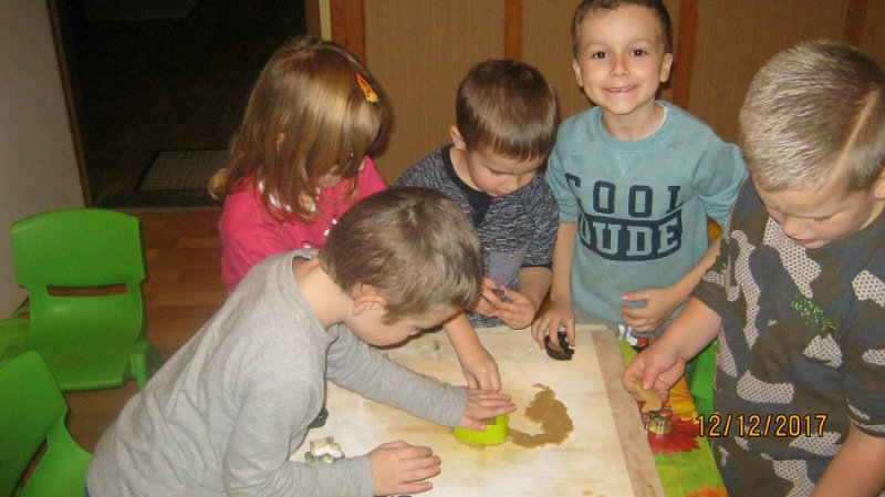 Pecenie medovnikov  10.JPG