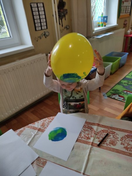 Den zeme 14.jpg