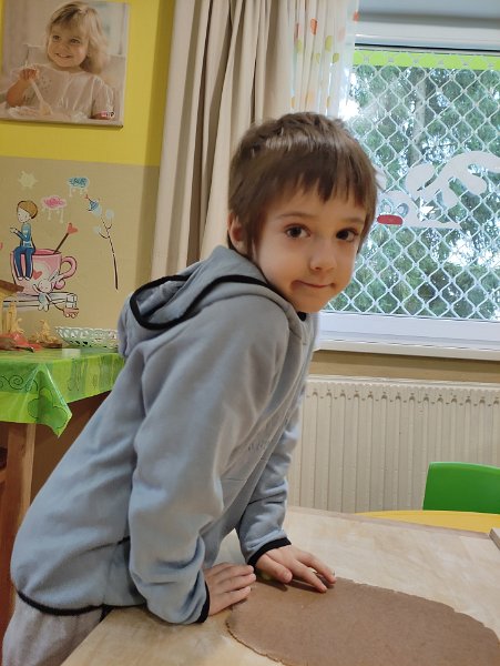 Pecenie_medovnikov 7.jpg