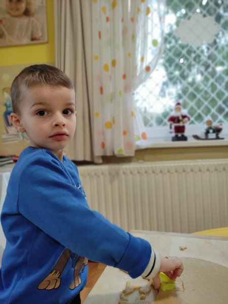 Pecenie_medovnickov26.jpg