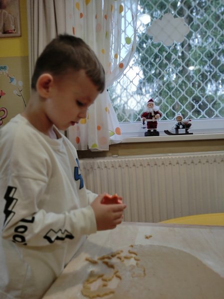 Pecenie_medovnickov27.jpg