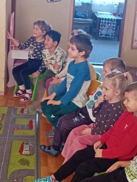 Divadielko Snehuliak_Vevericka  21.jpg