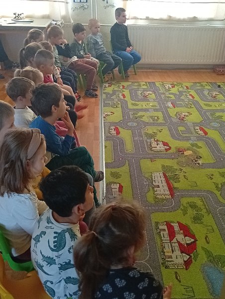 Divadielko Snehuliak_Vevericka  23.jpg