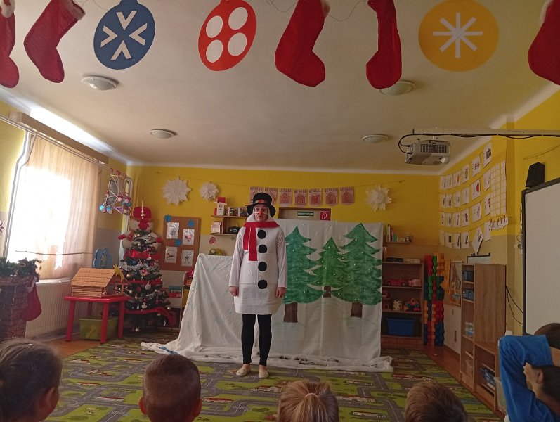 Divadielko Snehuliak_Vevericka  31.jpg