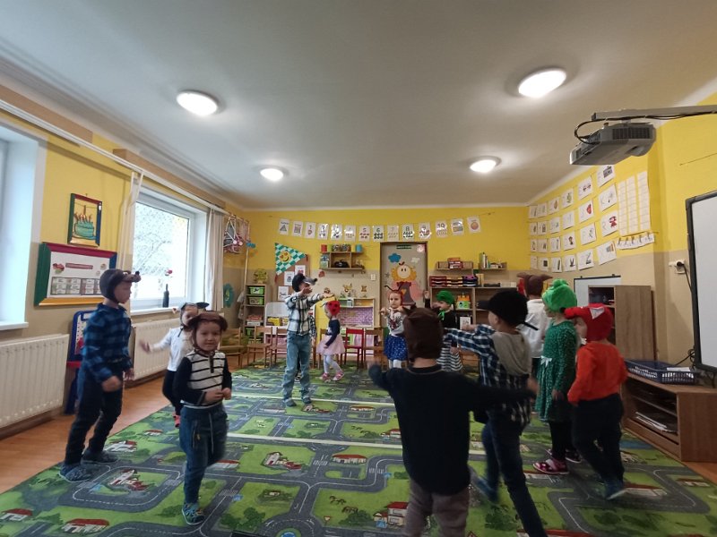 Ucta k starsim 19.jpg