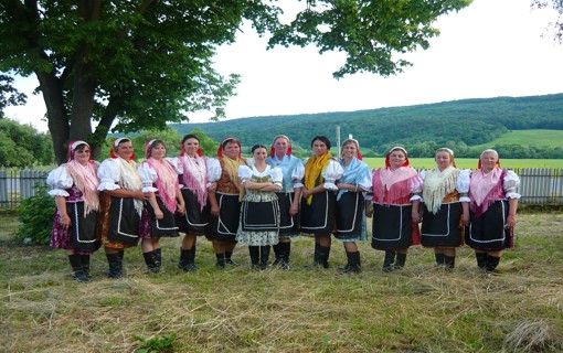 Folklorný súbor Dubinčan -ženy